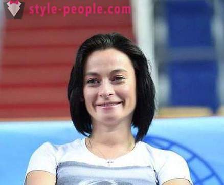 Јулија Барсуков: разматра Сцхоол оф ритмичкој гимнастици олимпијски шампион