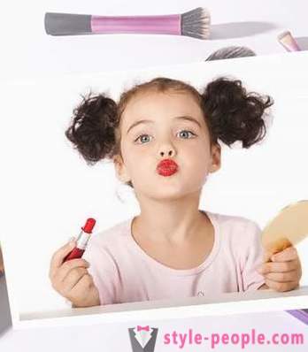 Деца и макеуп: родитељи о томе да ли да забрани своје дете да користи козметику