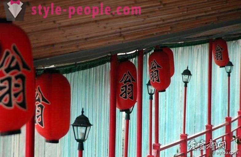 Фанвен: Кинески ресторан преко провалије