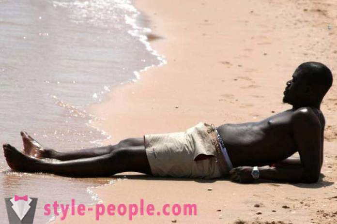 Зашто Африканци су тамну кожу, ако се брзо загрева на сунцу?