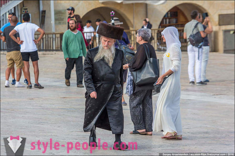 Зашто су Јевреје носе специјалне одећу