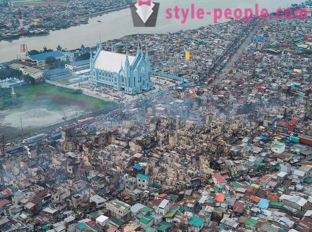 Сиротињског краја Манила погледом бирд'с-еие