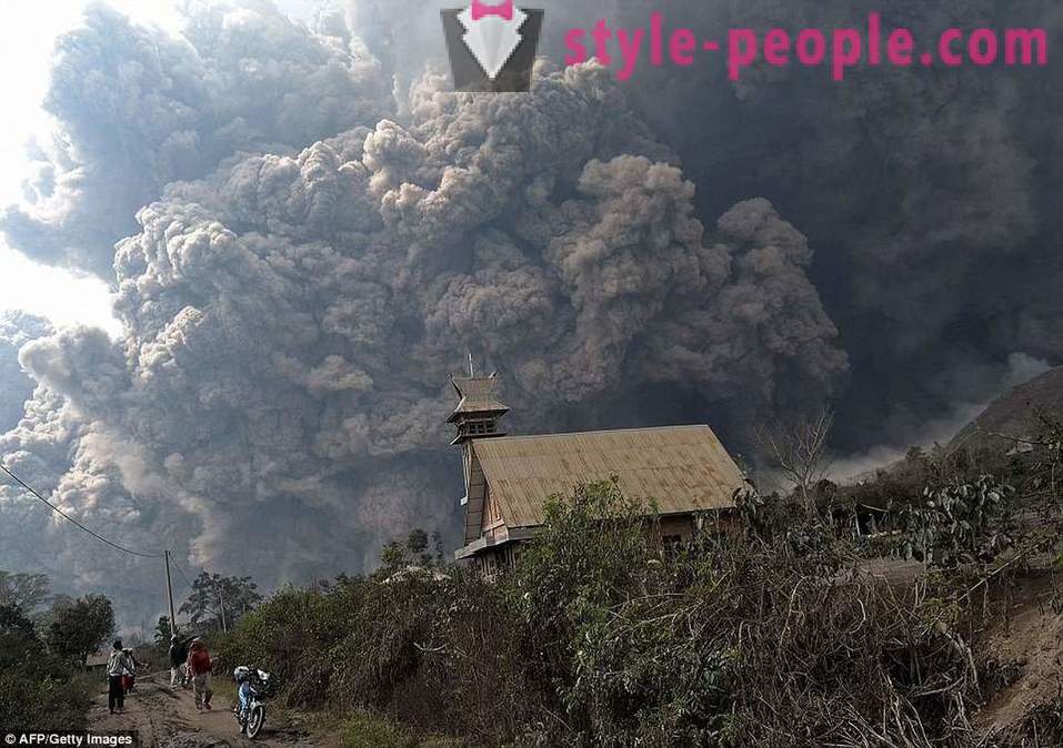 Спектакуларни вулкани последњих година