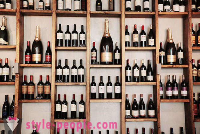 10 чињеница о Беаујолаис који ће вам помоћи да се познавалац вина са беспрекорног укуса