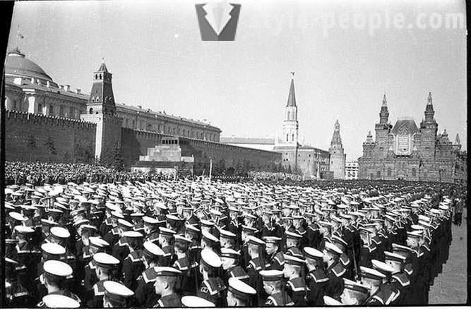 Парада на Црвеном тргу 1. маја, 1951