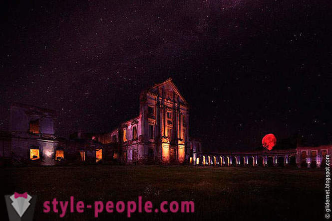 Ноћна стража - атмосферска слике напуштеним зградама