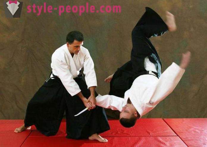 Аикидо - јапанска борилачка вештина. Аикидо опис, опрему и критике