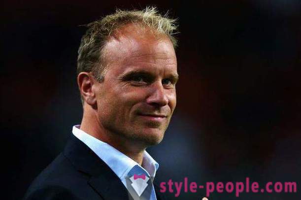 Денис Бергкамп - Холандски фудбалски тренер. Биографија спортска каријера